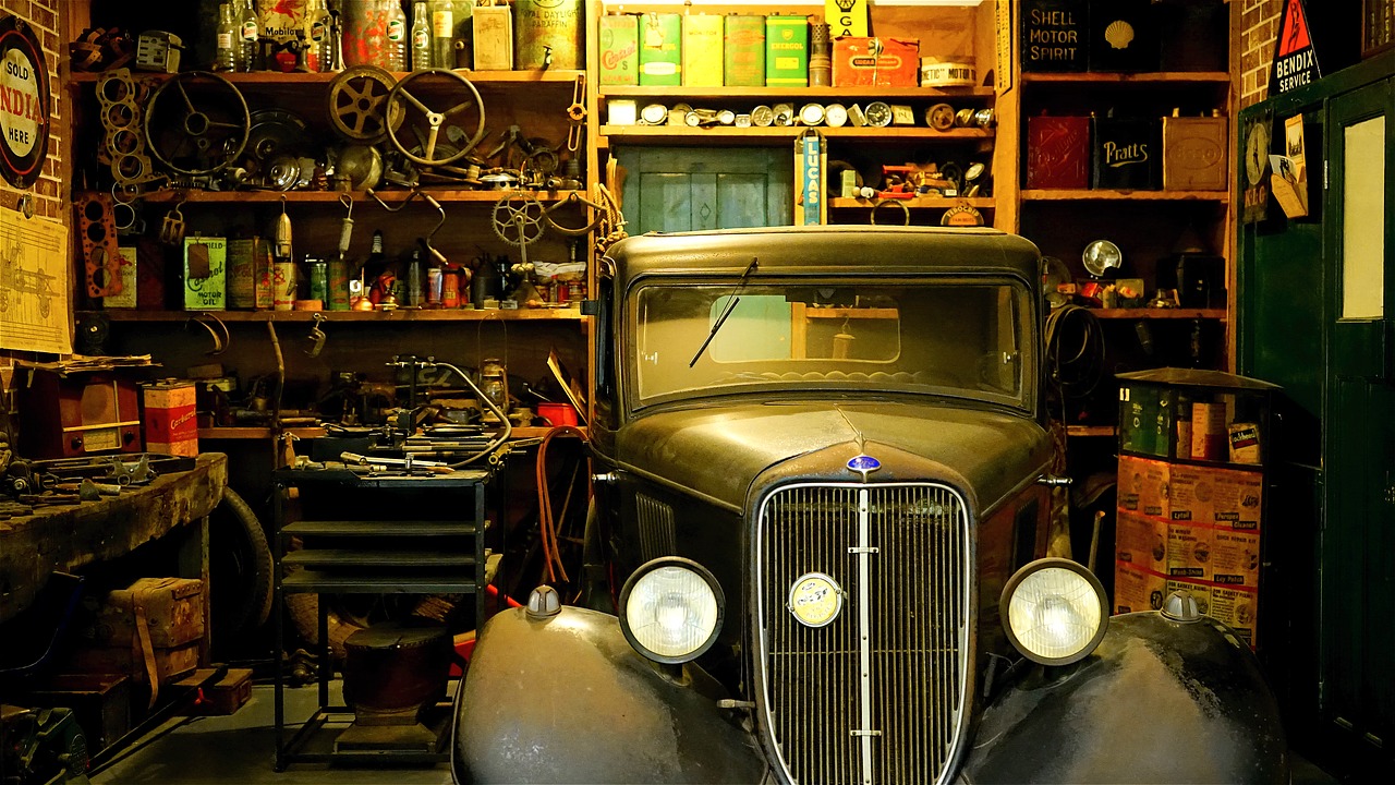 workshop, garage, mechanic-1719872.jpg